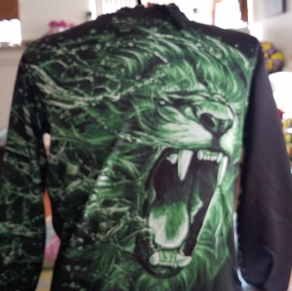 Hoodies - Picture 2 of 7